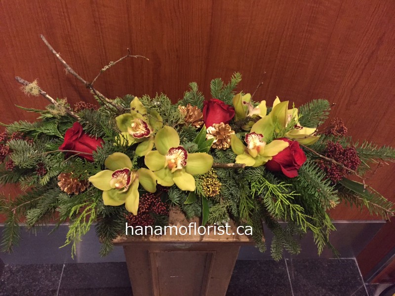 Cmas348 Christmas Arrangement Decor 2 Hanamo Florist Online